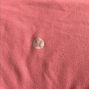 Pink lululemon leggings :)